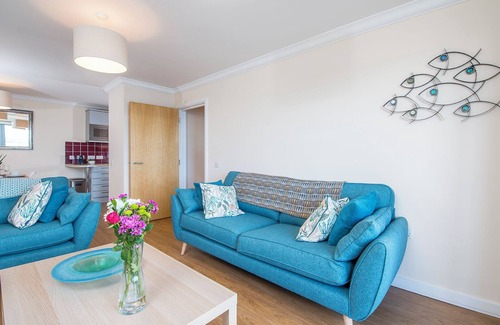 Milford Haven Cottage | Shearwater, Holiday Cottage Milford Waterfront, Milford Haven, Sleeps 4, 2 bedrooms, bathrooms