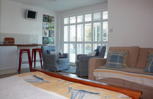 Glandore Apartment | Shearwater Studio Apt