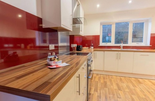 Loch Ness House | Shedfield by Interhome
