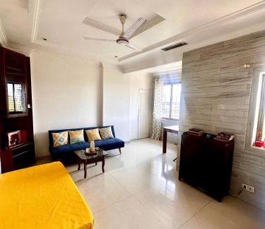 Versova House | Sheer Bliss
