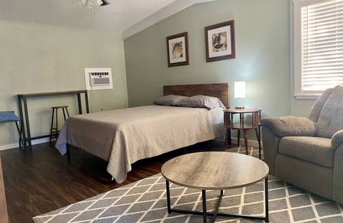 Satsuma Hotel | Shell Harbour Resort Cabin #4