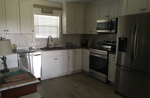Valona House | Shellman Bluff GA & Harris Neck 0.5mi. Bird Nest Your perfect Nest & Marsh View