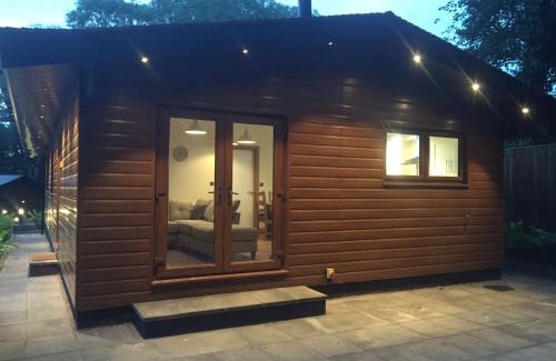 Congleton Cabin | Shellow Lane Lodges