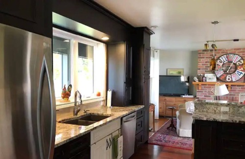 Grafton House | Shelter Valley 100 Acre Country Retreat