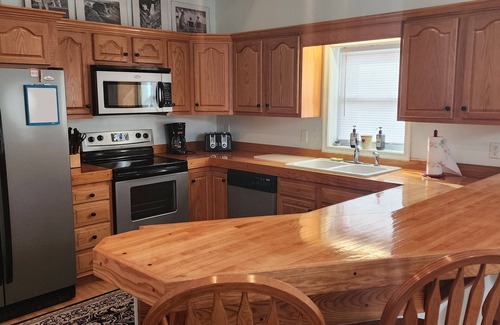 Shenandoah House | Shenandoah Getaway Close to Skiing, Hiking, Canoe/Kayaking