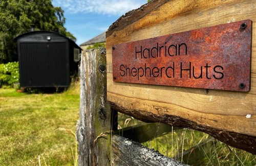 Lemington Cabin | Shepherd hut Glamping in Northumberland