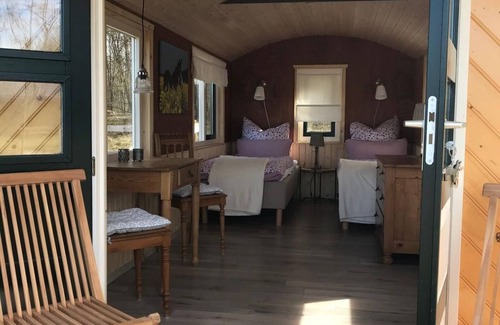 Bongard Other | Shepherd's wagon on the apple meadow incl. donkey hike - Donkey hike Eifel,