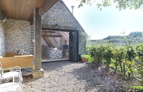 Chichester Cottage | Shepherds Barn