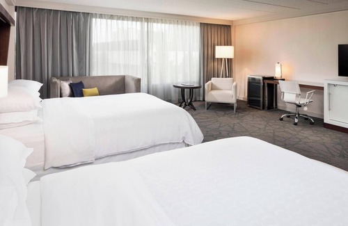 Bloomington Hotel | Sheraton Bloomington Hotel