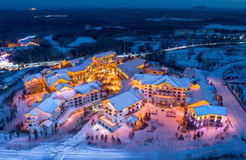 Changbai Mountain West Slope Resort | Sheraton Changbaishan Resort