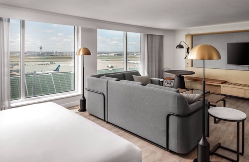 Mississauga Hotel | Sheraton Gateway Hotel In Toronto International Airport