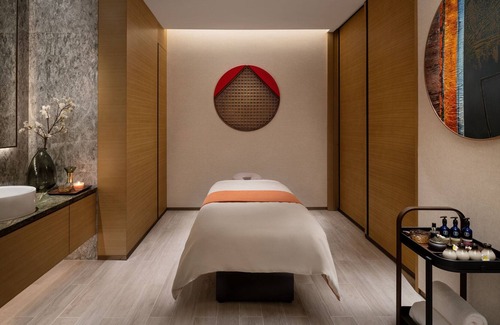 Islands District Hotel | Sheraton Hong Kong Tung Chung Hotel