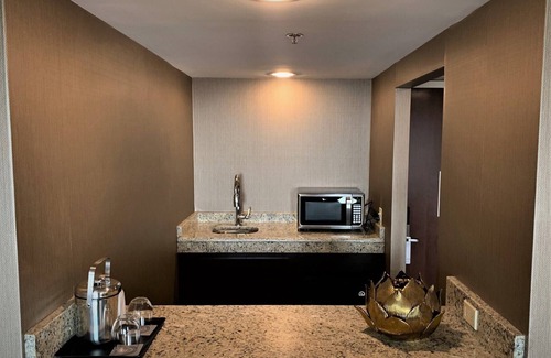 Lisle Hotel | Sheraton Lisle Naperville Hotel