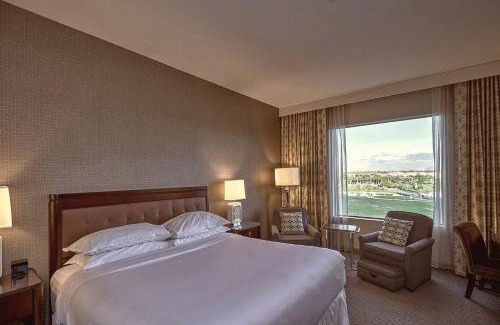 Mesa Grande Hotel | Sheraton Mesa Hotel at Wrigleyville West