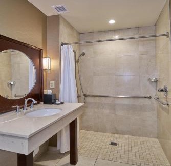 Mesa Grande Hotel | Sheraton Mesa Hotel at Wrigleyville West