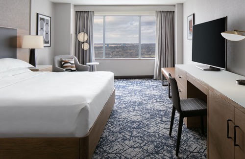 Overland Park Hotel | Sheraton Overland Park Hotel at the Convention Center