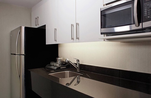 Richmond Hill Hotel | Sheraton Parkway Toronto North Hotel & Suites