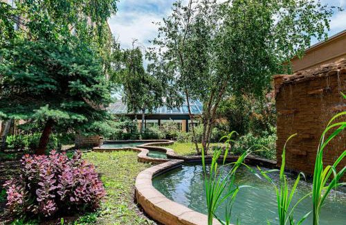 Etobicoke Hotel | Sheraton Toronto Airport Hotel & Conference Centre