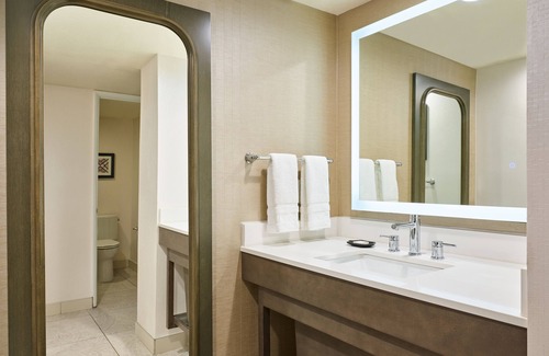 Tucson Hotel | Sheraton Tucson Hotel and Suites