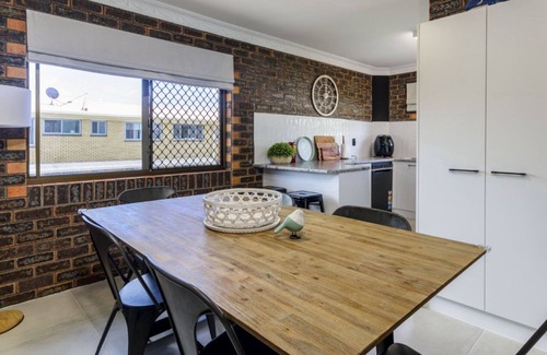 Bongaree Apartment | SHERIDAN BY THE SEASHORE