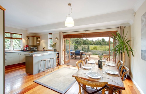 Havelock North House | Sherri's Abode - Havelock North Holiday Home