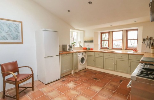 Cracoe Cottage | SHIERS FARMHOUSE, character holiday cottage, with open fire in Cracoe