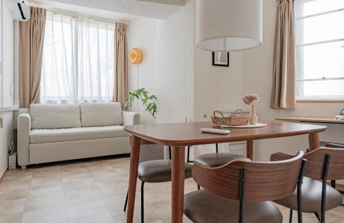 Chinatown Apartment | SHIKA HOME Yokohama Chinatown-Luxury長期滞在OK-Family Groupに最適-キッチン完備 落ち着きある空間