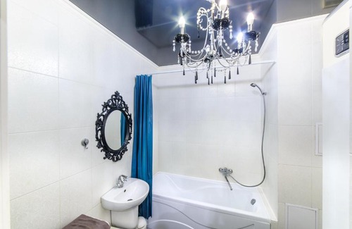 Nizhnyaya Maksakovka Apartment | Шикарная студия с отдельной спальней.