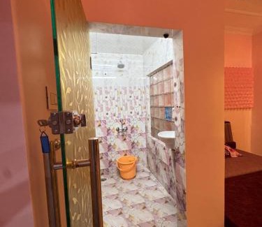 Hyderabad Apartment | shikary's palace near charminar