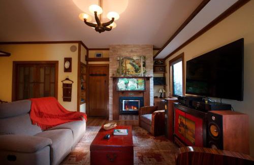 Shepherds Flat Villa | Shiloh Station House