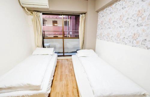 Kabukicho Apartment | Shinjuku Kabukicho#high speed WIFI#3Minutes tosubway#新宿中心地带著名歌舞伎町 车站步行3分#24小时保安Shinjuku429