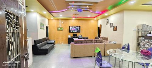 Junnar Villa | Shinobi Lakeview Retreat