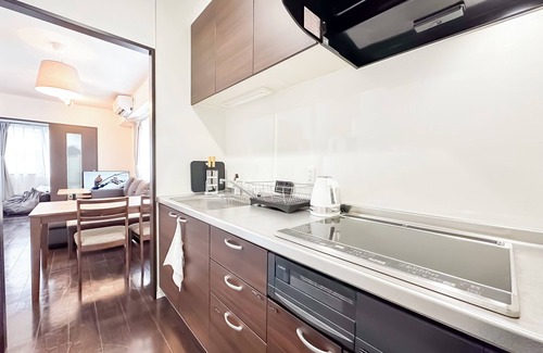 Minami Apartment | Shinsekai, Den Den Street, Ebisuchou station, 2 minutes walk