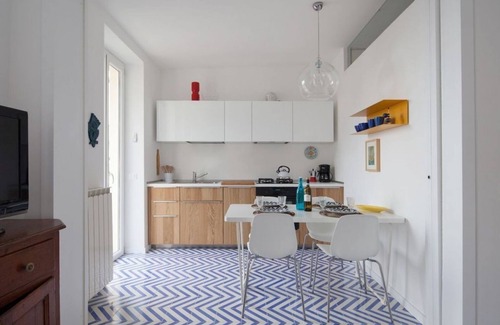 Riomaggiore Apartment | Shiny, Sea View, Free Parking, from Train: elevator up to main road. 3rd Floor.