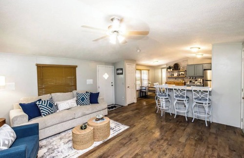 Graford House | Shipley Lake Retreat- Firepit & Patio!