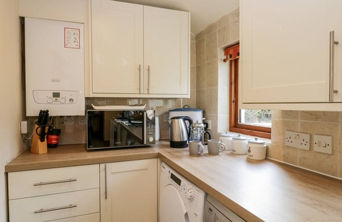 Haverigg Cottage | SHIPWRECK COTTAGE, pet friendly, country holiday cottage in Haverigg