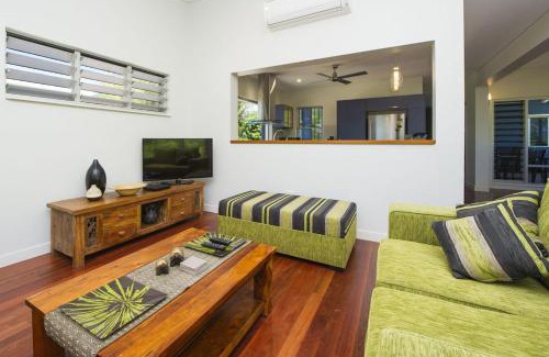 Picnic Bay House | Shipwreck Sands