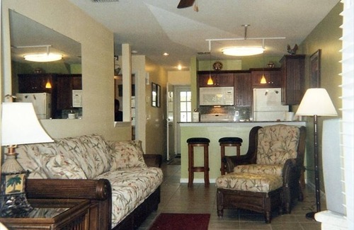 Midtown Condo | Shipyard at Truman Annex "Where the Sun Sets in Old Key West"
