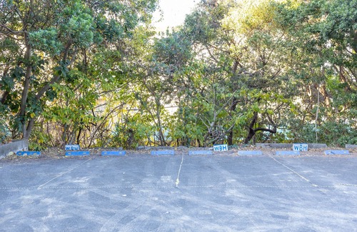 Tsubaki Onsen Villa | Shirahama White Beach House
