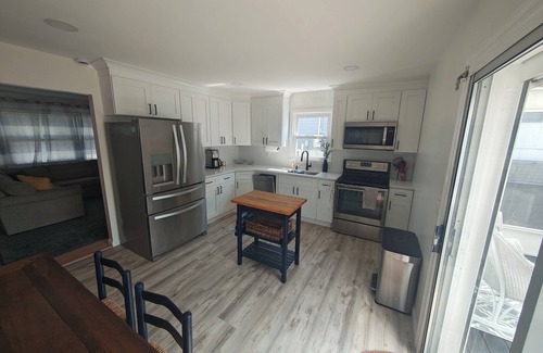Shirley House | Shirley Bayfront Getaway – Kayak, Swim & Relax