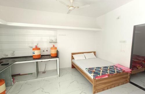 Rajpipla Apartment | SHIV SHAKTi HOMESTAY