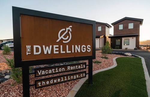 La Verkin Villa | Shocking View Stacker #9 at The Dwellings Pet Friendly