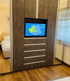 Dumbravita Apartment | SHoliday Ground Floor Apartment & Privat Parking !