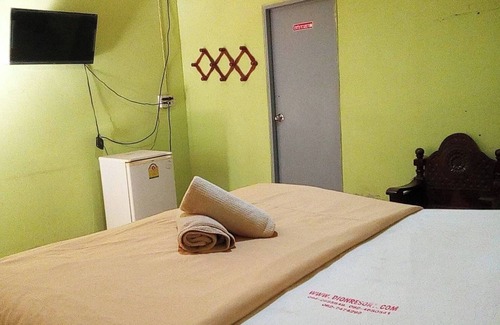 Yan Yao Hotel | Shong Hai Resort