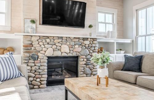 Eufaula House | Shore Enough, Carlton Landing Lakeview