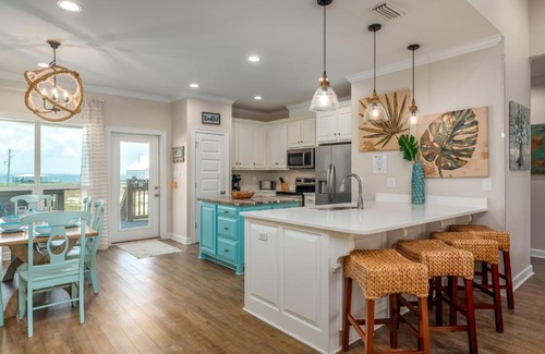Dauphin Island House | Shore Joy