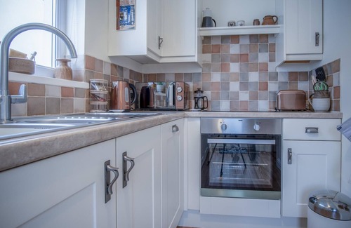Lydstep Apartment | Shorelands - 1 Bedroom Apartment - Manorbier