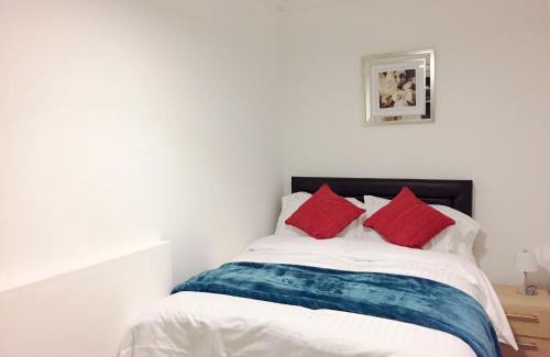 Dunbar Apartment | Shoreline 2 Bedroom Dunbar Serviced Apartment
