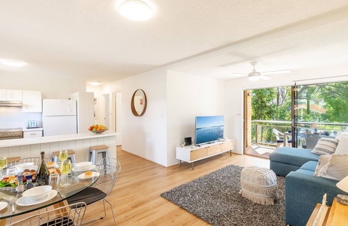 Nelson Bay Apartment | Shoreline, 9 1 Intrepid Cl - 200m to Shoal Bay beach and wifi