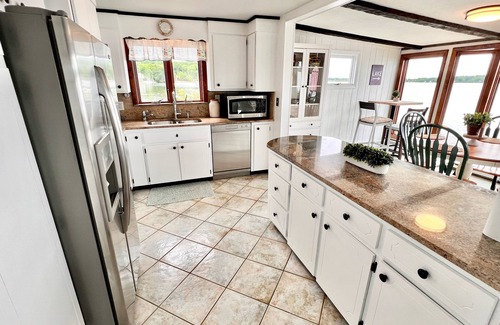 Lakeville House | Shoreline Dreams on Long Pond